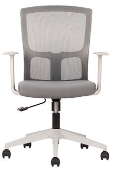 sillas operativas baratas en color blanco con mecanismo reclinable ajuste de altura por medio de pistón neumático de gas y respaldo tapizado en malla color gris