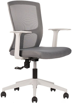 sillas operativas baratas en color blanco con mecanismo reclinable ajuste de altura por medio de pistón neumático de gas y respaldo tapizado en malla