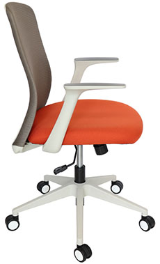 sillas operativas para oficina blancas con mecanismo reclinable y respaldo tapizado en malla color gris y base giratoria de 360 grados con rodajas duales de 60mm