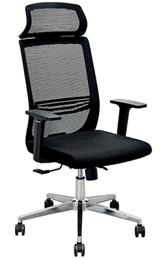 silla ejecutiva con soporte lumbar y cabecera ajustable con detalle de aluminio pulido con descansabrazos ajustables