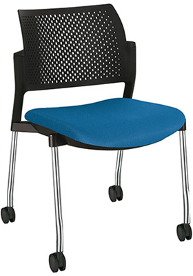 sillas de visita para oficina con respaldo de polipropileno perforado y rodajas