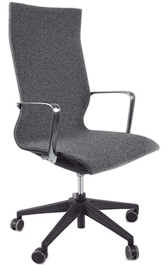silla ejecutiva respaldo alto tapizada en piel genuina con mecanismo reclinable
