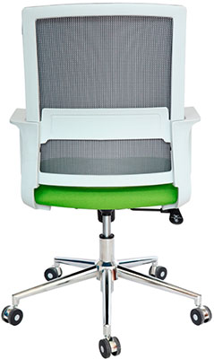 sillas operativas para oficina en color gris con respaldo tapizado en malla con soporte lumbar fijo y base metálica cromada con rodajas de nylon y giratoria 360